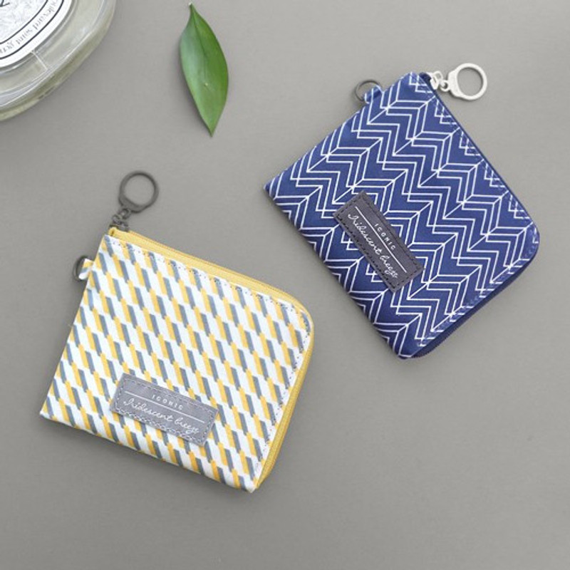 Comely pattern half zip around wallet Comely pattern half zip around wallet