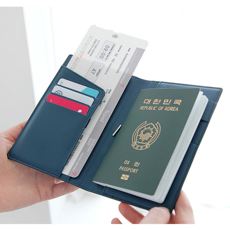 Caily bon voyage RFID blocking passport case 