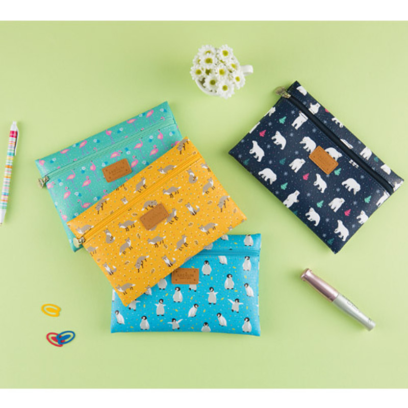 Animal pattern flat zipper medium pouch  Animal pattern flat zipper medium pouch
