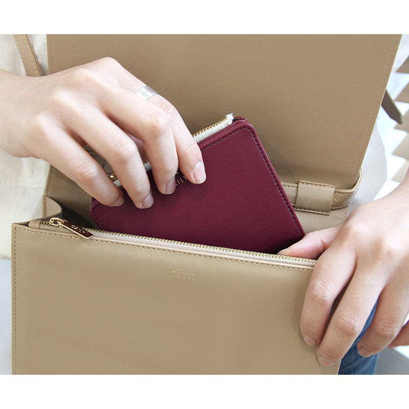 Classic Caily crossbody shoulder bag Classic Caily crossbody shoulder bag