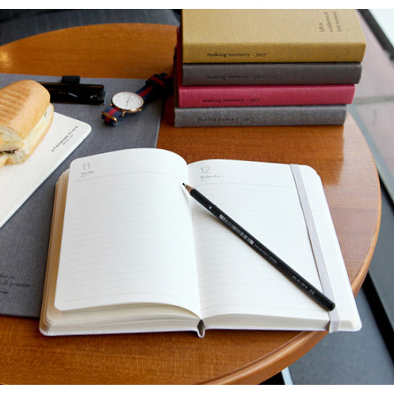2017 Byfulldesign Making memory small dated daily planner