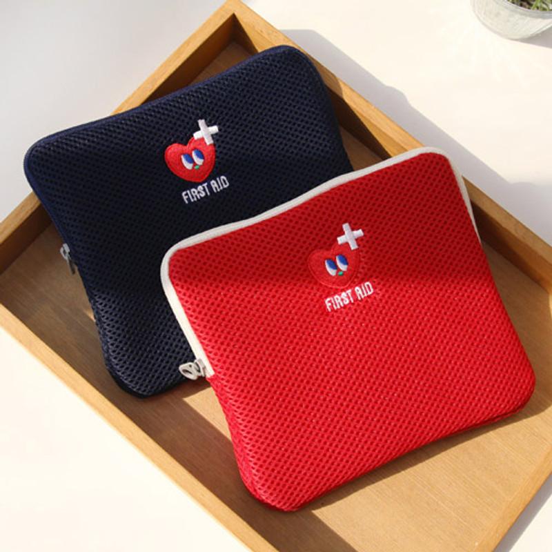 Disco brick first aid air mesh pouch  Disco brick first aid air mesh pouch