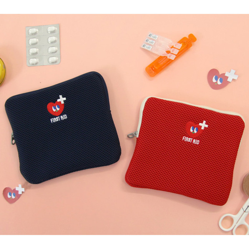 Disco brick first aid air mesh pouch  Disco brick first aid air mesh pouch