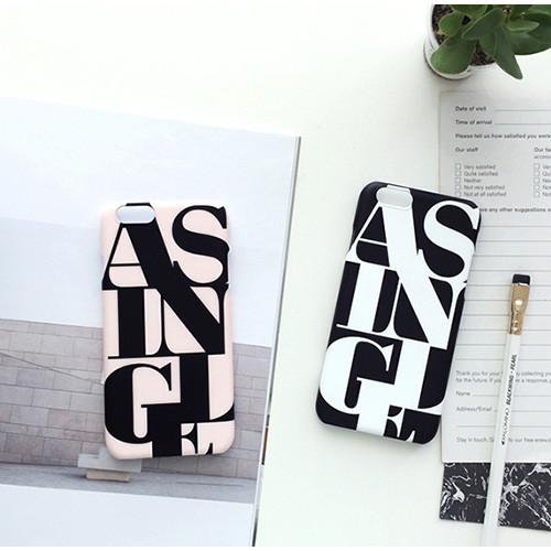 A single day polycarbonate case for iPhone 6 6S 