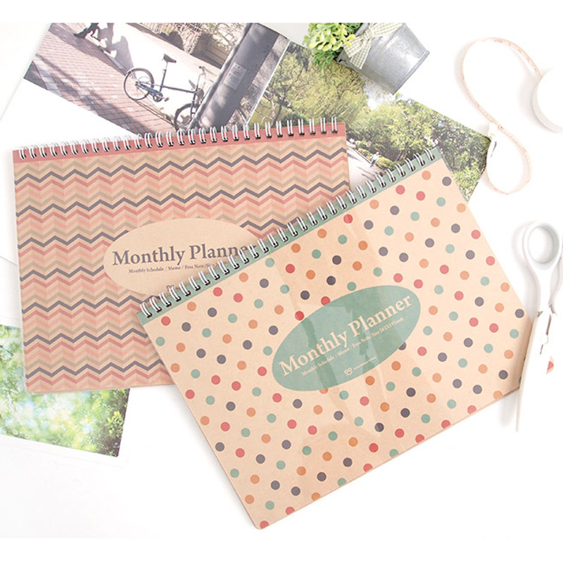 Wirebound Kraft undated monthly desk planner Wirebound Kraft undated monthly desk planner