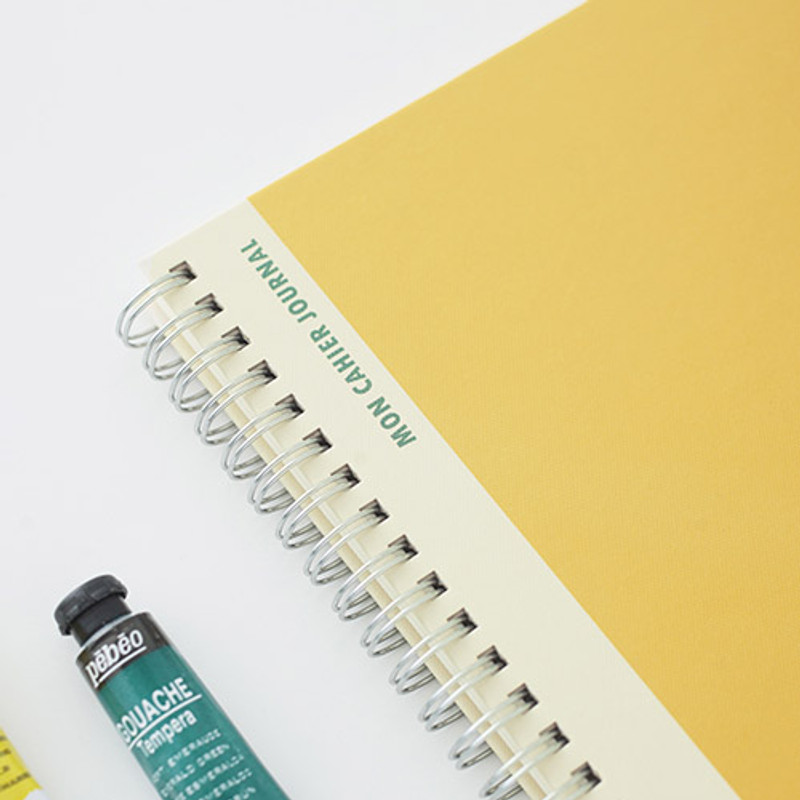 Mon cahier wirebound large undated daily planner  Mon cahier wirebound large undated daily planner