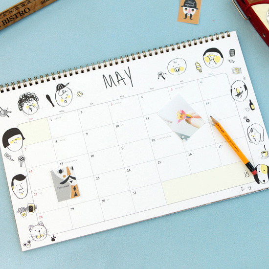 Monthly plan - 2017 Pour vous dated monthly desk scheduler 