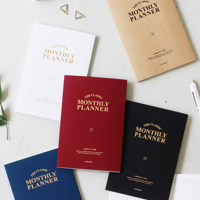 2017 The classic small dated monthly planner