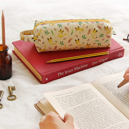 Yellow - Willow pattern cube pencil case