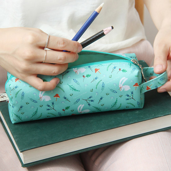Mint - Willow pattern cube pencil case