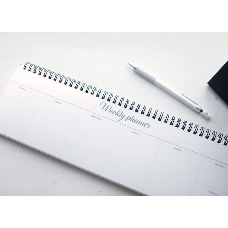 Wanna This Calli undated weekly desk planner 