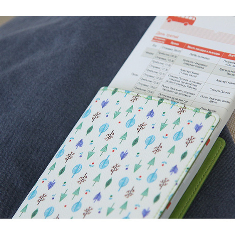 Plannary Darou and jamar passport case Plannary Darou and jamar passport case