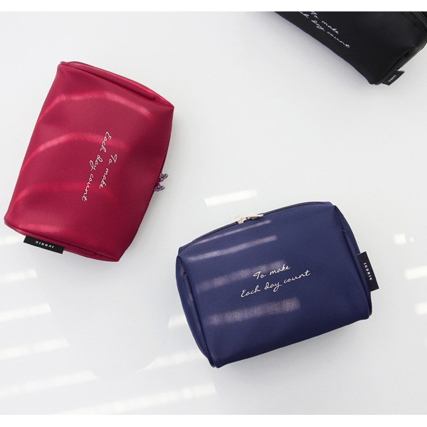 Iconic Plain cosmetic pouch