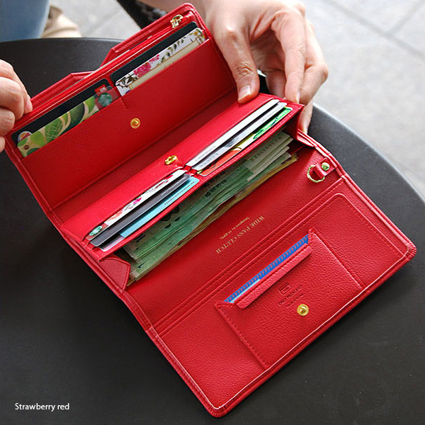 Strawberry red - Wide pass slim clutch wallet