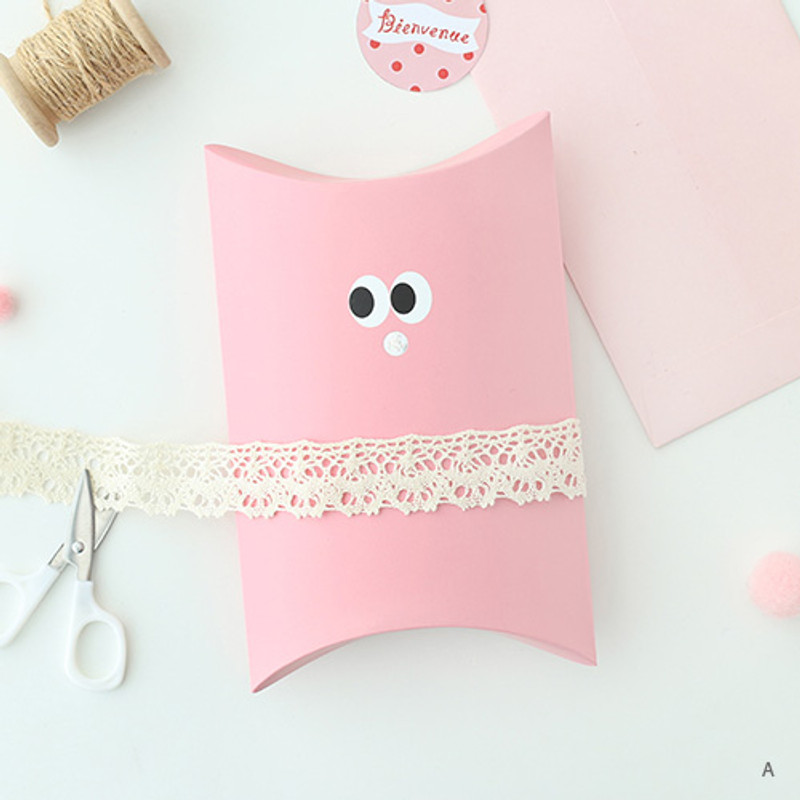 A - Livework Som Som gift paper bag small set of 3 styles