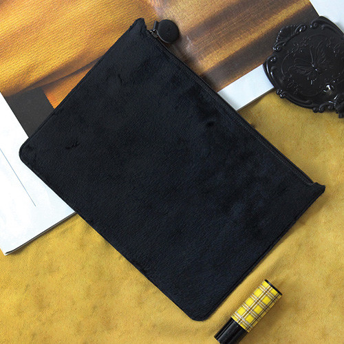 Black - Fenice Seamless fur zipper multi pouch