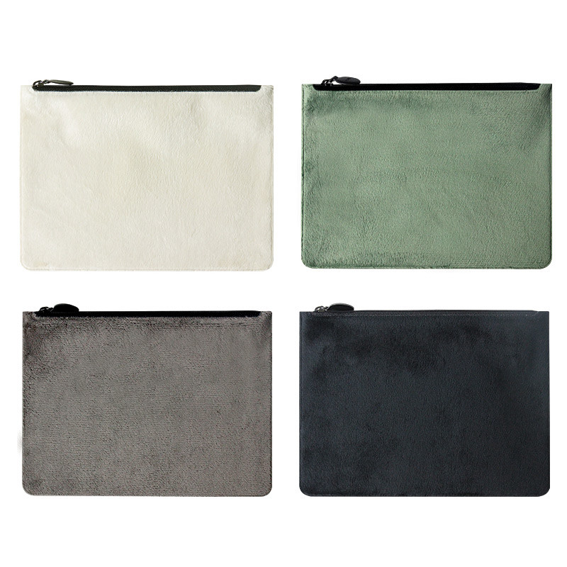Fenice Seamless fur zipper multi pouch