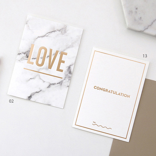 02 / 13 - Gold accent message card with envelope