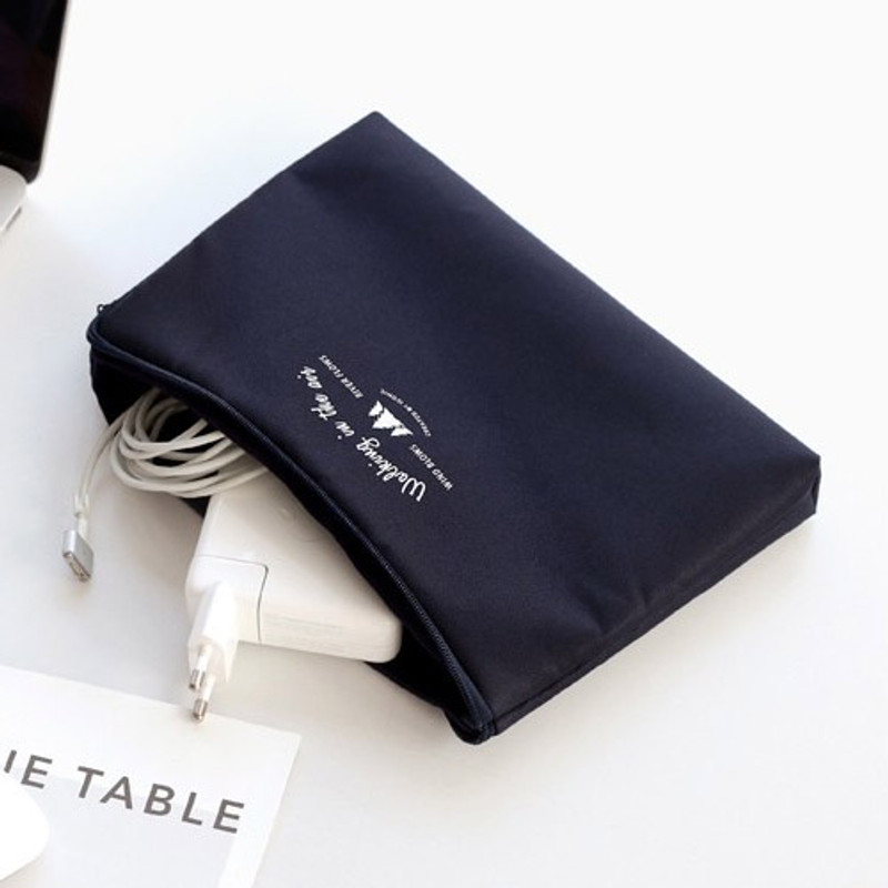 Navy - Walking in the air large cable pouch