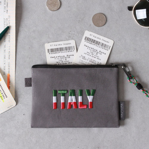 Italy - National small pouch with detachable strap