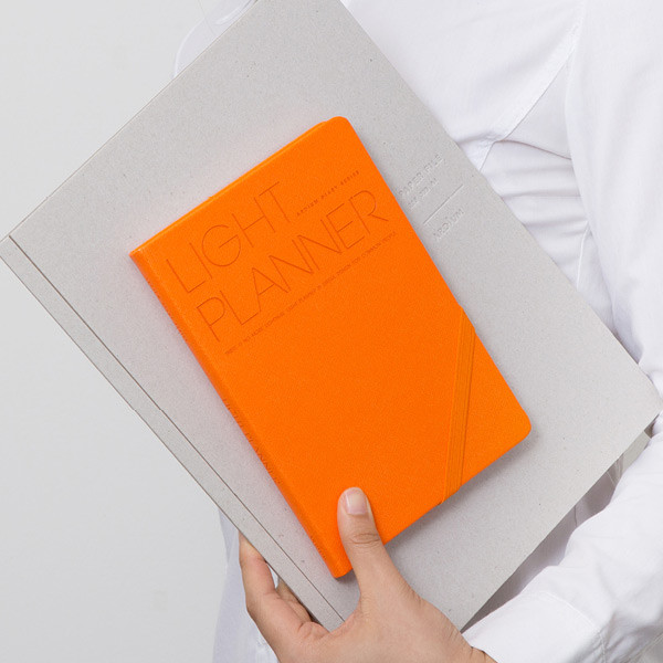 2018 Premium light dated planner scheduler