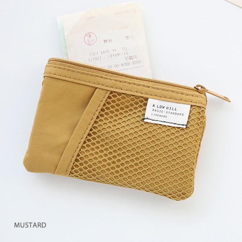 Mustard - A low hill basic mesh pocket small pouch