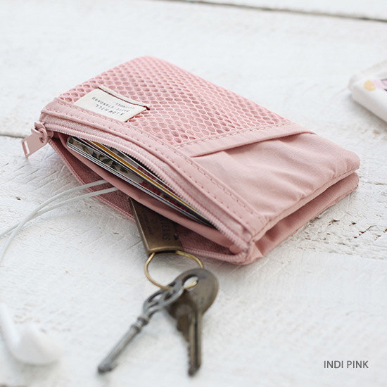 Indi pink - A low hill basic mesh pocket small pouch