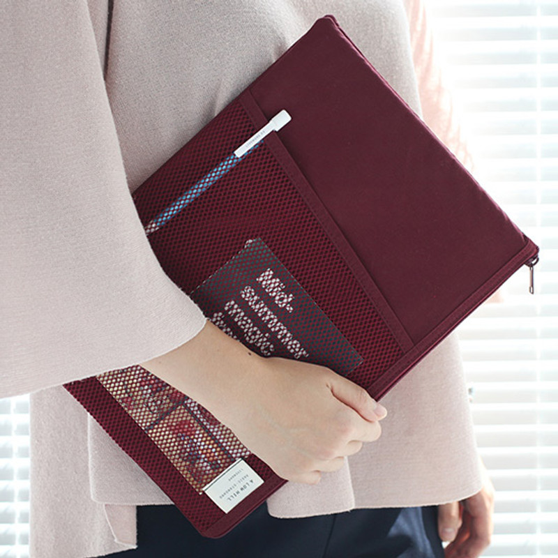 Raspberry - A low hill basic mesh pocket file pouch Raspberry - A low hill basic mesh pocket file pouch