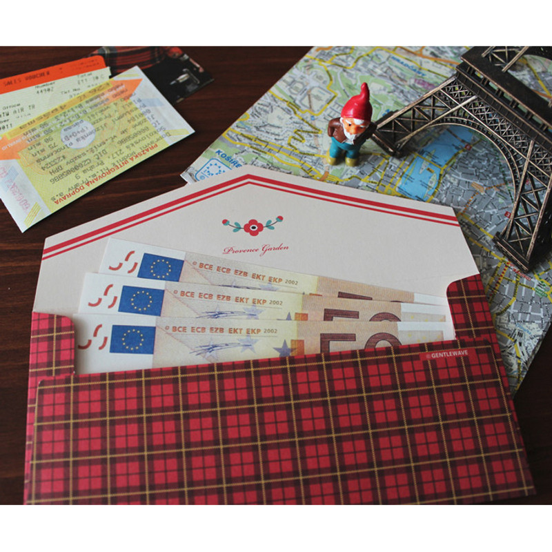 Retro pattern envelope set