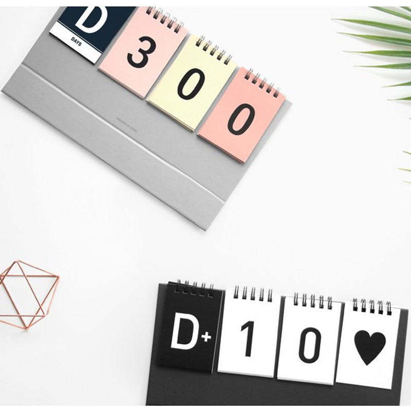 Simple flip perpetual standing desk calendar