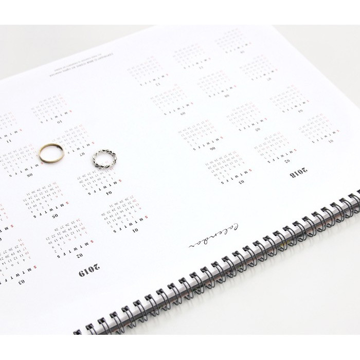 Calendar - 2018 Comely desk dated monthly planner scheduler 