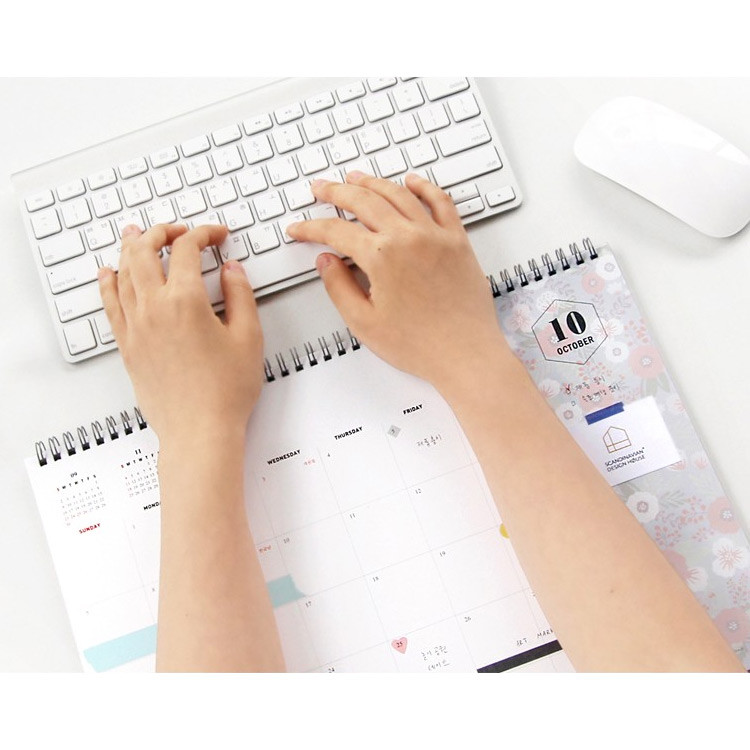 Fits nicely in front of your keyboard or Laptop