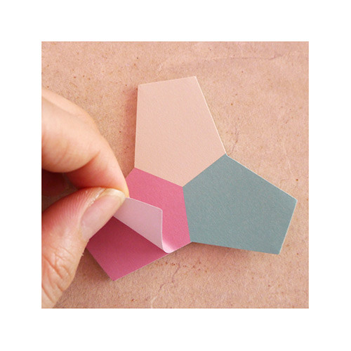 Tetrapod sticky memo note