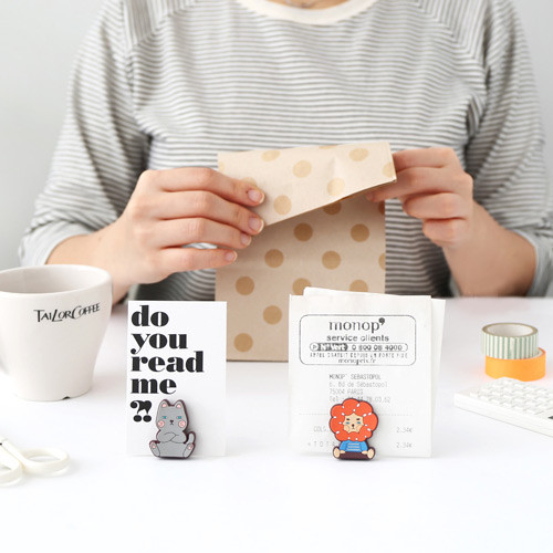 Hellogeeks petite memo holder stand