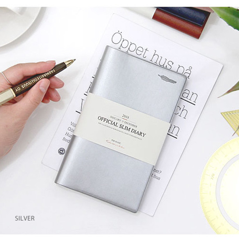 Silver - The Basic official slim undated weekly diary  Silver - The Basic official slim undated weekly diary