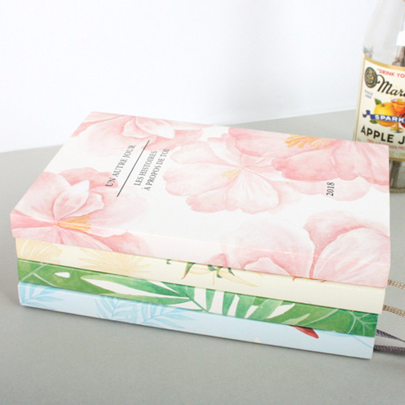 2018 Un autre jour dated weekly planner 2018 Un autre jour dated weekly planner