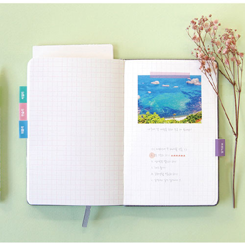 Free note - 2018 Day by Day small dated weekly diary