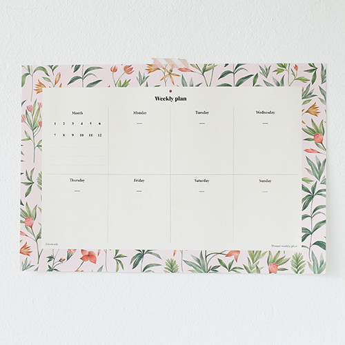Prust pattern undated weekly desk planner