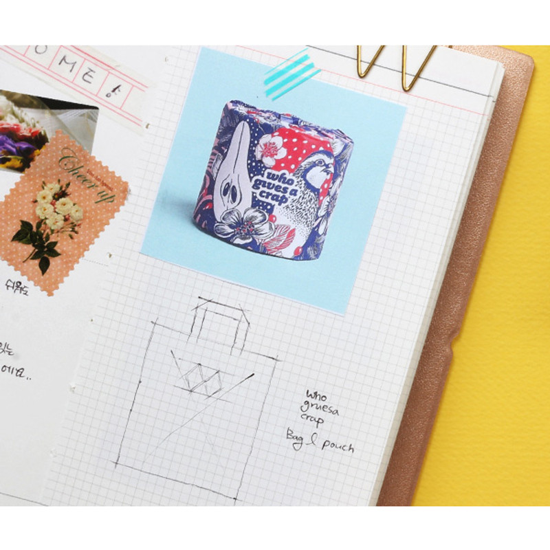 Free note - Glitter small undated weekly diary Free note - Glitter small undated weekly diary