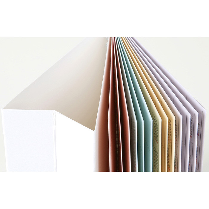 2018 Pocket spiral bound desk calendar