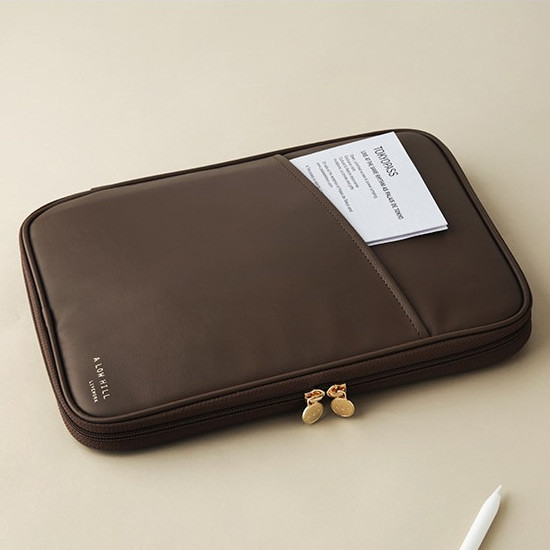 Livework A low hill basic pocket tablet iPad zip around pouch