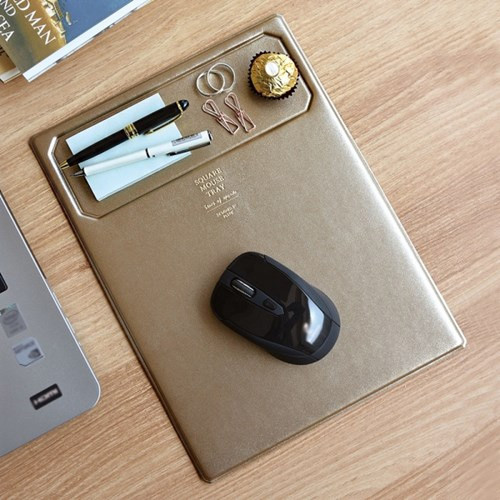 Play obje Square tray with mouse pad