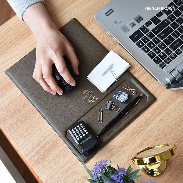 French brown - Play obje Square tray with mouse pad