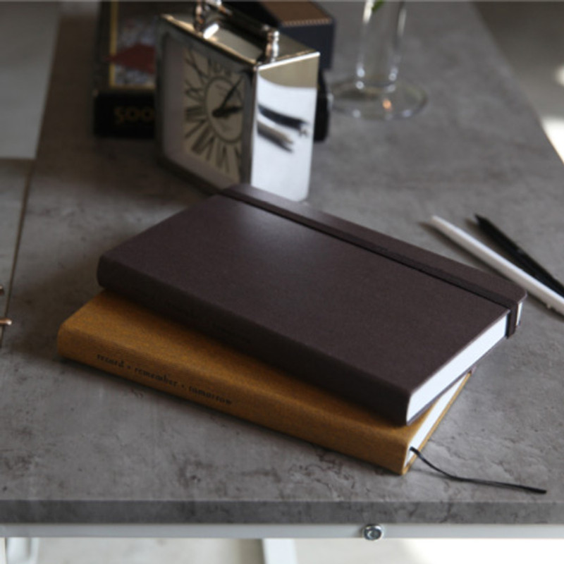 Making memory hardcover medium plain notebook 