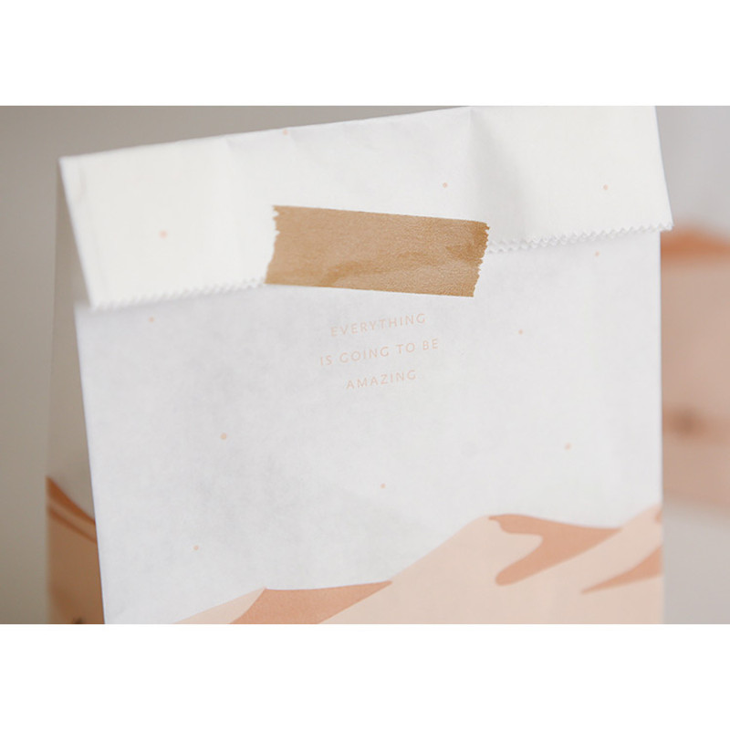 Desert and cat pattern small paper gift bag set