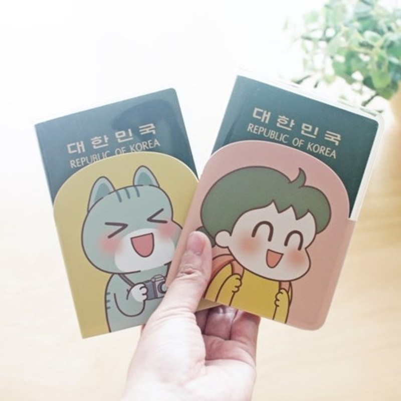 N.IVY Narm clear passport cover case holder N.IVY Narm clear passport cover case holder