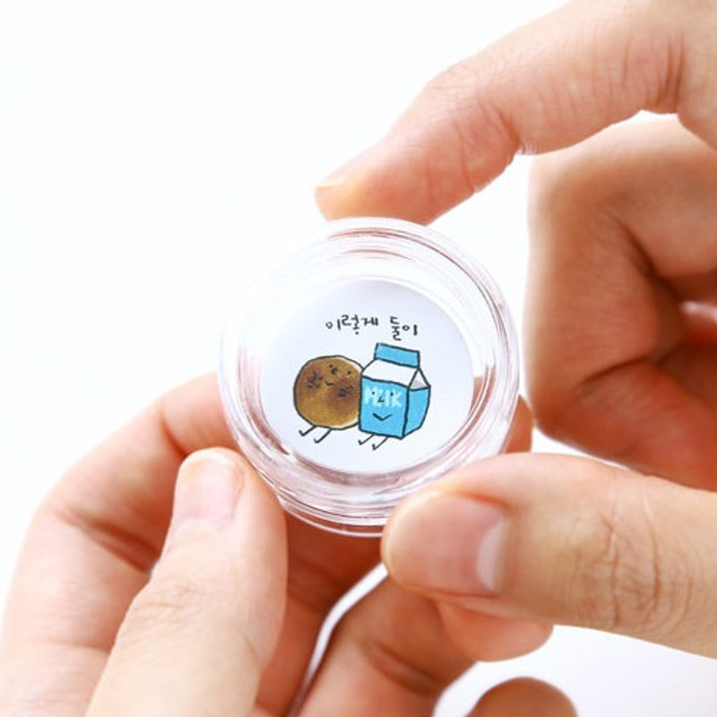 Package - Livework Todac Todac message circle pin button badge Package - Livework Todac Todac message circle pin button badge