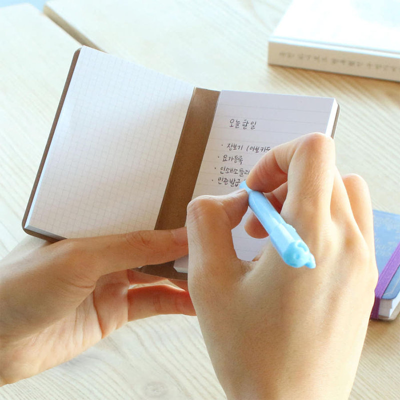 Usage example - World Literature Illustration Sticky Notepad