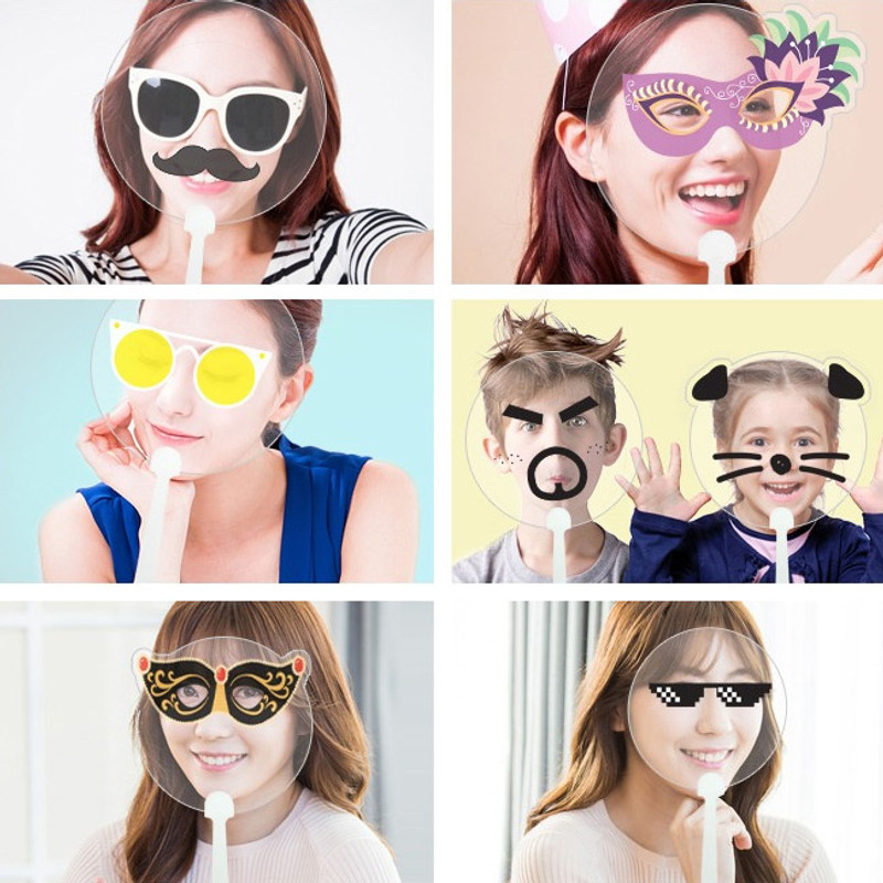 Bookfriends Selfie round hand fan Bookfriends Selfie round hand fan