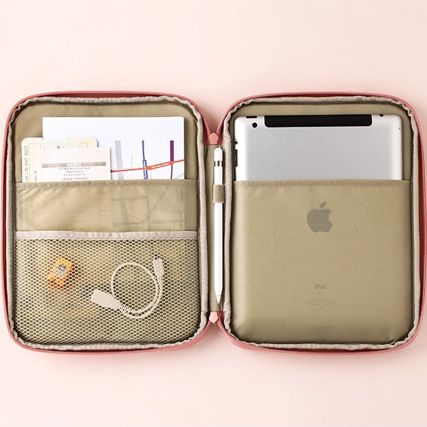 Livework A low hill standard pocket tablet iPad cotton pouch